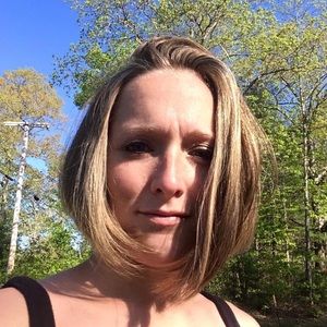 Meet your Posher, Justienne-lee